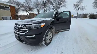 Private rides Edmonton to any location 24/7 (up to 5 seats)!, View more