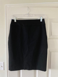 Express Skirt Size 2 Black