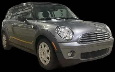 Mini Cooper Clubman 2010. Seulement 75 000 kilo. Bien équipé: sièges chauffants, toit panoramique, r...