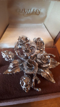 Vintage Bouquet of Silver Roses Brooch