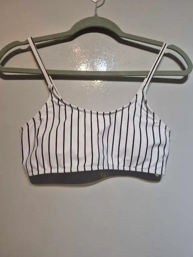 SHEIN Striped Bikini Top