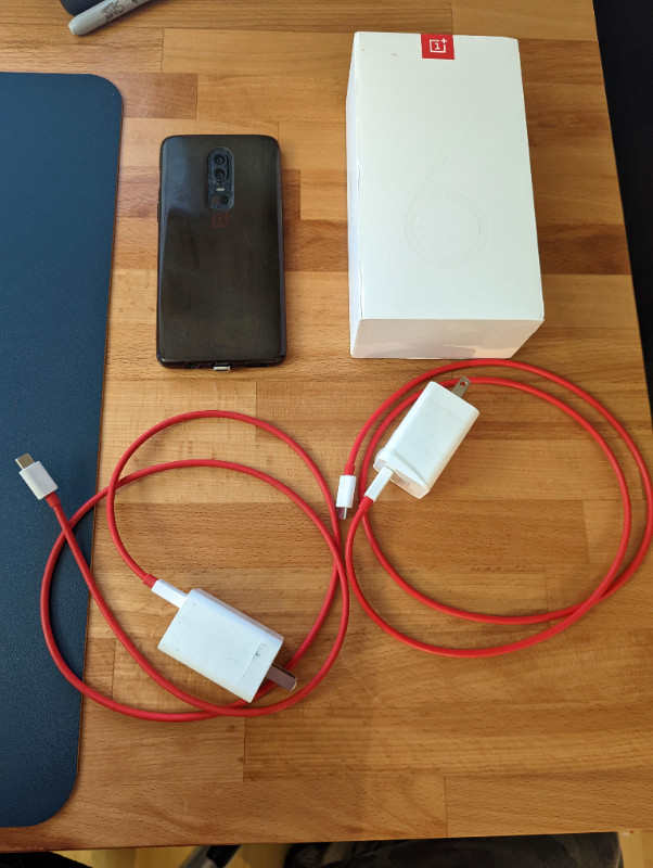 Oneplus 6 mint with extras in Cell Phones in City of Toronto