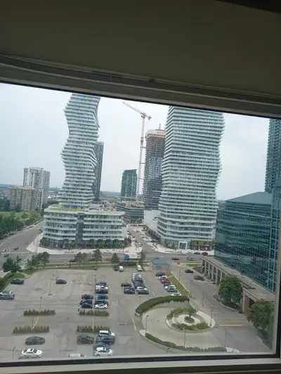 Furnished Big Room for Rent in Condo near SquareOne, Mississauga