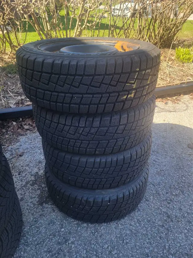 Winter tires 205/55r16 starfire in Tires & Rims in Oshawa / Durham Region - Image 3
