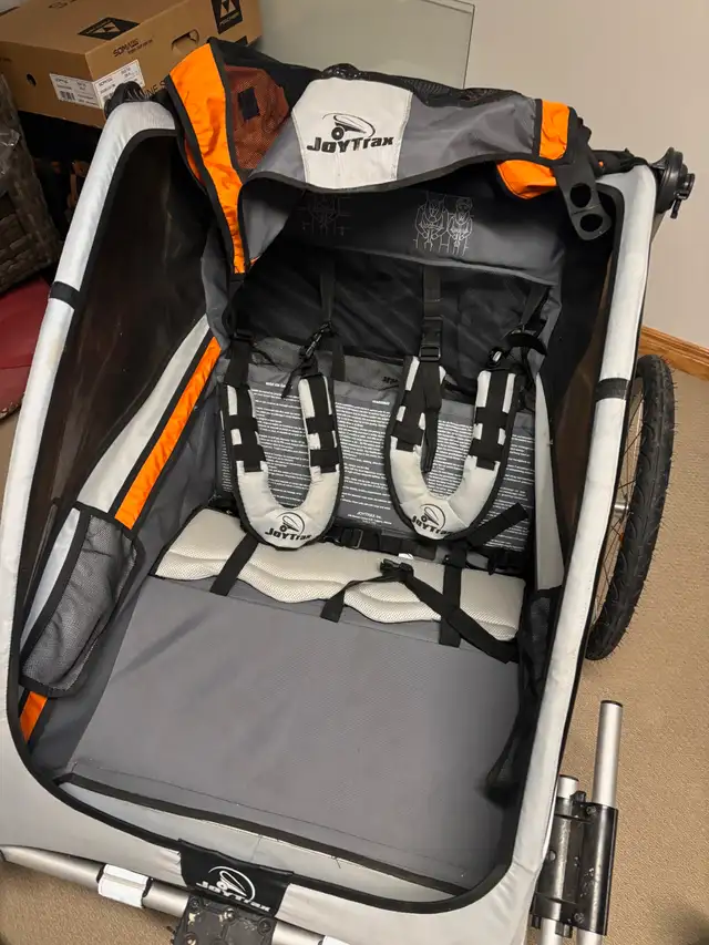 Kid Push/Jogging Trailer Option 1 or 2 kids. Excellent Condition in Strollers, Carriers & Car Seats in Mississauga / Peel Region - Image 3