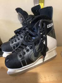 Men’s Ice Skates Size 9
