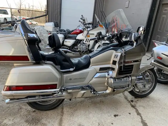 Honda Goldwing GL 1500 - 1998 in Touring in Gatineau - Image 5