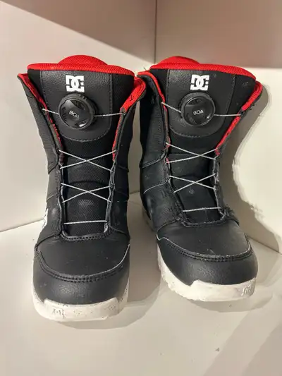 DC Snowboard Boots Youth SZ 6, View more
