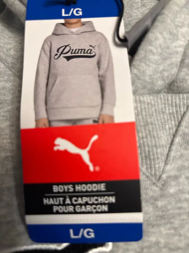 Kids Puma Hoodie L in Kids & Youth in Calgary - Image 3