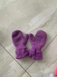 Purple toddler mittens
