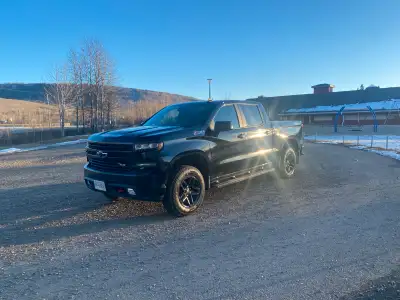 2020 Chevrolet Silverado LTZ71 Trailboss 4x4 Remote start/heated seats and steering wheel/sun/moon r...