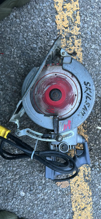 SKILSAW HD5860 8 1/4  WORM DRIVE SAW