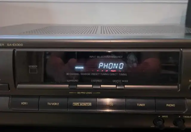 Technics SA-EX300 AV Control Stereo Receiver in Stereo Systems & Home Theatre in Oshawa / Durham Region - Image 4