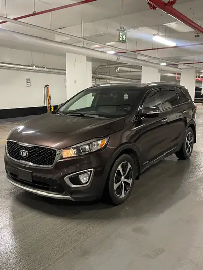 2018 Kia Sorento EX+ – Fully Loaded | AWD | 7-Seater | Backup Camera | Sunroof | Apple Carplay & And...