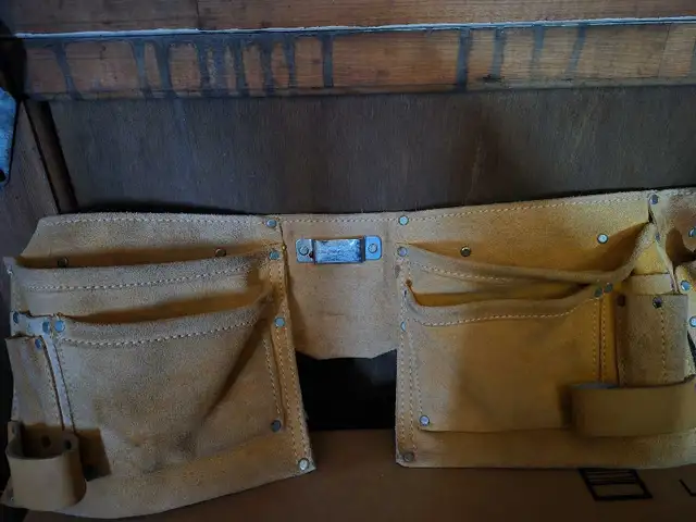 tool belt in Other in Winnipeg - Image 2