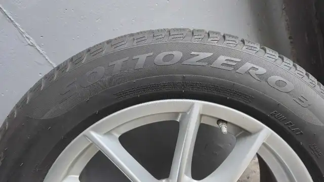 BMW X3 or X4 winter tires with alloy wheels in Tires & Rims in Mississauga / Peel Region - Image 5