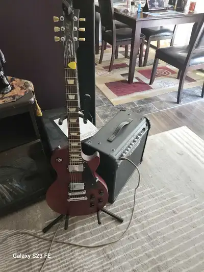 Guitarist/ Singer Looking for a Jam, View more