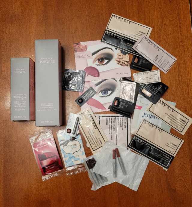 Mary Kay Cleanser etc. Products New + Skin/Makeup Samplers dans Santé et besoins spéciaux  à Ouest de l’Île