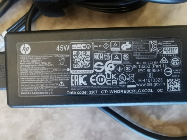 HP AC Adapter Charger 741727-001 19.5V 45W 4.5x3.0 Blue Tip in Laptop Accessories in Markham / York Region - Image 3