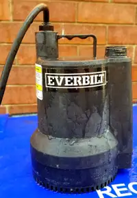 Everbuilt Submersible Sump Pump