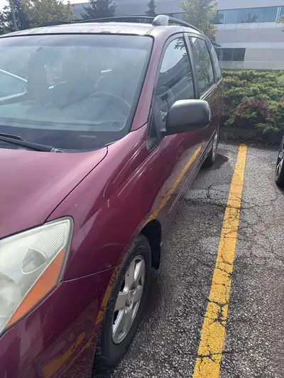 Selling as is comes with a set of winter tires on rims . 348000km