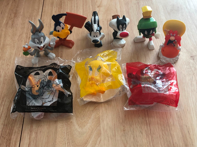 2020 McDonalds Looney Tunes Lot Of 9 Different Characters in Arts & Collectibles in Woodstock