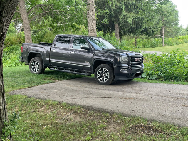 2016 GMC sierra 1500 SLE ALL TERRAIN in Cars & Trucks in City of Toronto