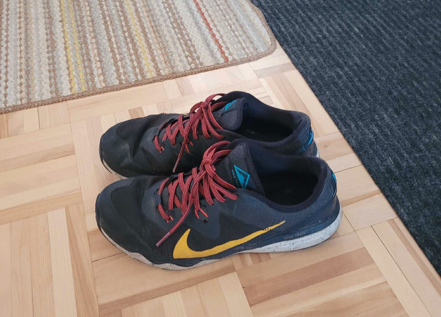 Souliers de course Nike Juniper dans Chaussures pour hommes  à Trois-Rivières