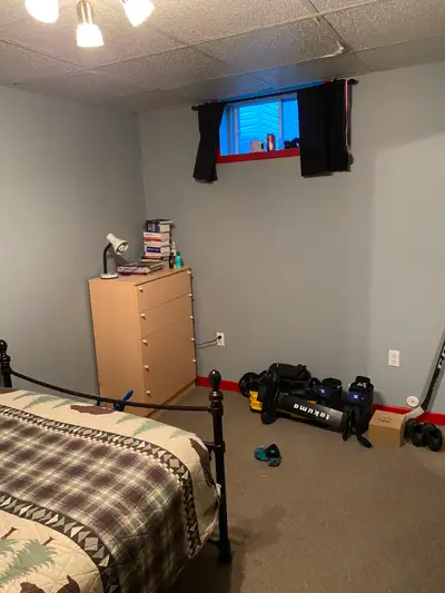 J'offre une chambre à louer dans résidence privée pour personne propre, sympathique, honnête et non...