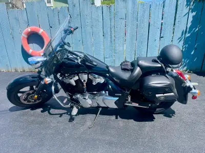 Serious offers only please (no trades). Clean title, never been dropped. - Liquid cooled 1300cc V-tw...