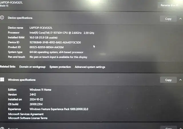 Razer Blade 15 Gaming Laptop 2021: Intel i7-10750, 3060 RTX in Laptops in St. Albert - Image 10