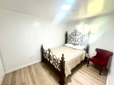 Daily Room Rental or Weekly Room Rental in a Private furnished bedroom with attached washroom in pri...