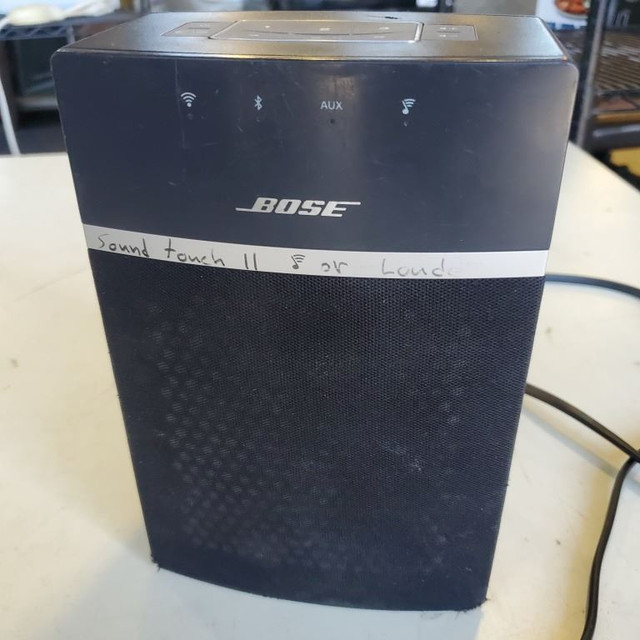 Bose - SoundTouch 10 in Speakers in Burnaby/New Westminster