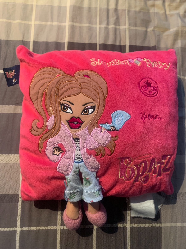 Bratz Poupées Oreiller Yasmin MGA Enfants Collection dans Jouets et jeux  à Laval/Rive Nord