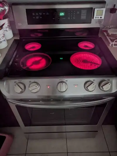 LG Electric Range / Oven Stainless Steel Smooth Top, View more