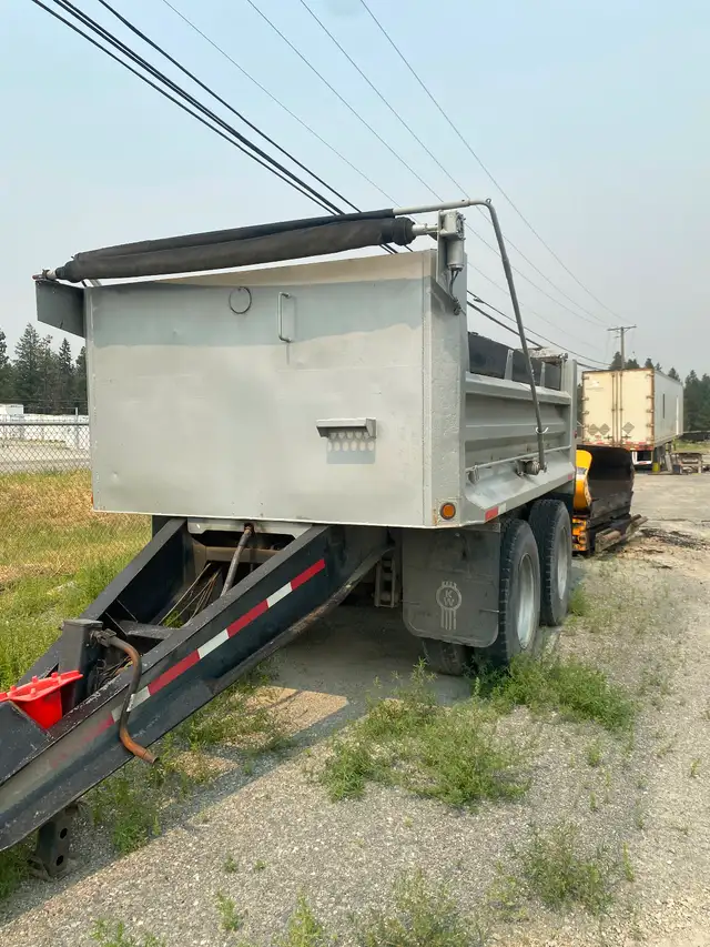1994 kenworth dumptruck and pup in Heavy Trucks in Cranbrook - Image 8