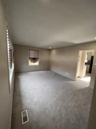 Prime location! In the heart of Nobleton, just minutes from all amenities, and easy access to highwa...