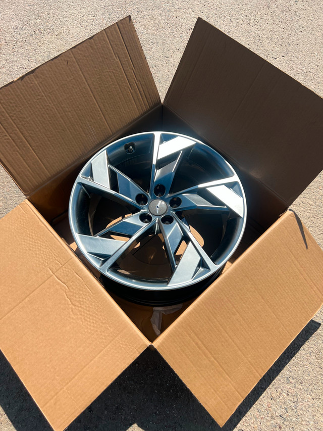 20" Chrome Rims - Genesis GV70 OEM wheels - low kms in Tires & Rims in Renfrew - Image 2