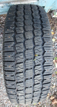 One Winter King P205/75R14 tire