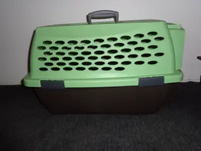 Dog or Cat pet crate, View more