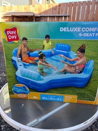 DeLuxe comfort 4 seat pool