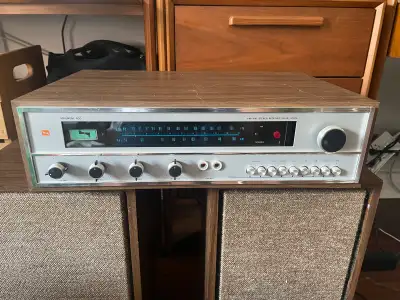 Made in Canada Magnum 400 vintage stereo receiver and speakers, View more