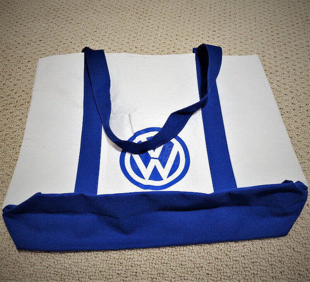 NEW-Tote Bag- VW- Volkswagen- Large -19"x15"x4" in Women's - Bags & Wallets in Barrie - Image 4