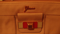 Guess Faux Leather Bag/Sac similicuir