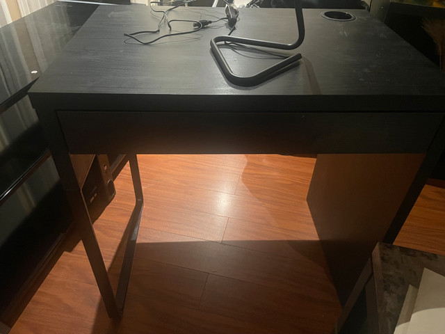 study table with lamp & computer table free in Desks in Mississauga / Peel Region - Image 2