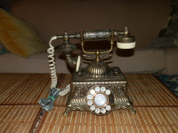 Modern French Mid-Century Modern Rotary Telephone Classic Metall