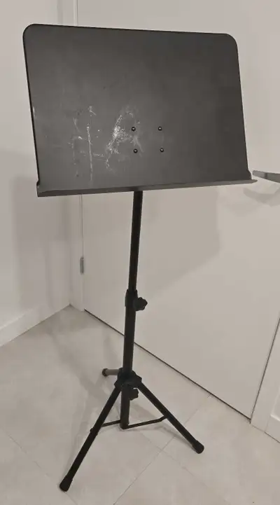 Lutrin/Music Stand, View more