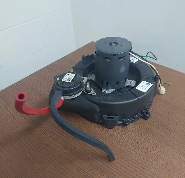 FASCO Draft Inducer Motor – Model 702111634 (Type U21B) - M 163 in Heating, Cooling & Air in City of Toronto - Image 4