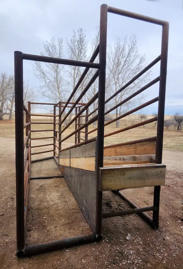 Livestock equipment&Fireskid Units in Equestrian & Livestock Accessories in Saskatoon - Image 4