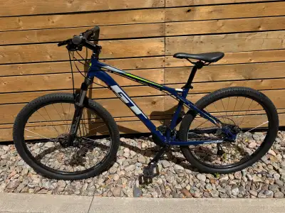 GT Aggressor Pro Mountain bike 21 speed, View more